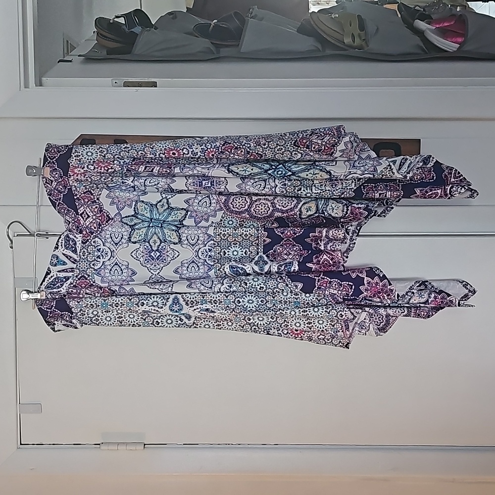 Chicos Multi-Color High Low Skirt Chico Size 3 Petite